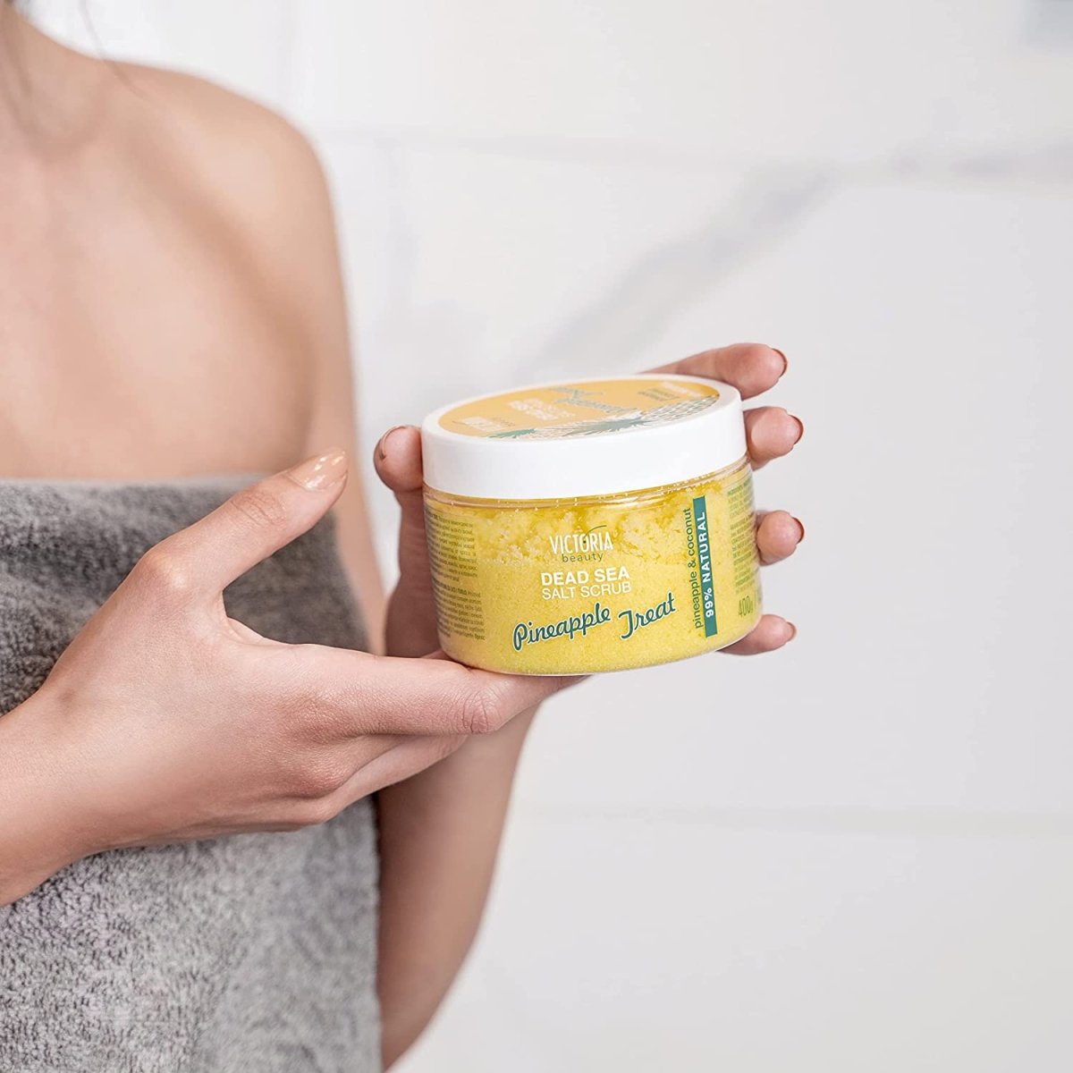 Dead Sea Pineapple Treat скраб за лице и тяло с ананас 400g - CAMCO Ltd.