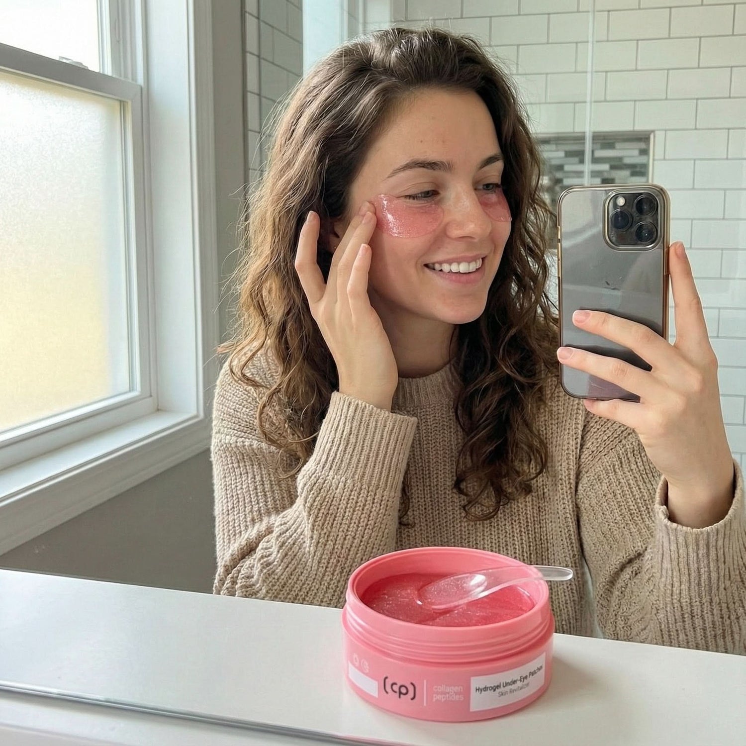 Hydrogel patches for under eyes with collagen and peptides, 60 pcs.