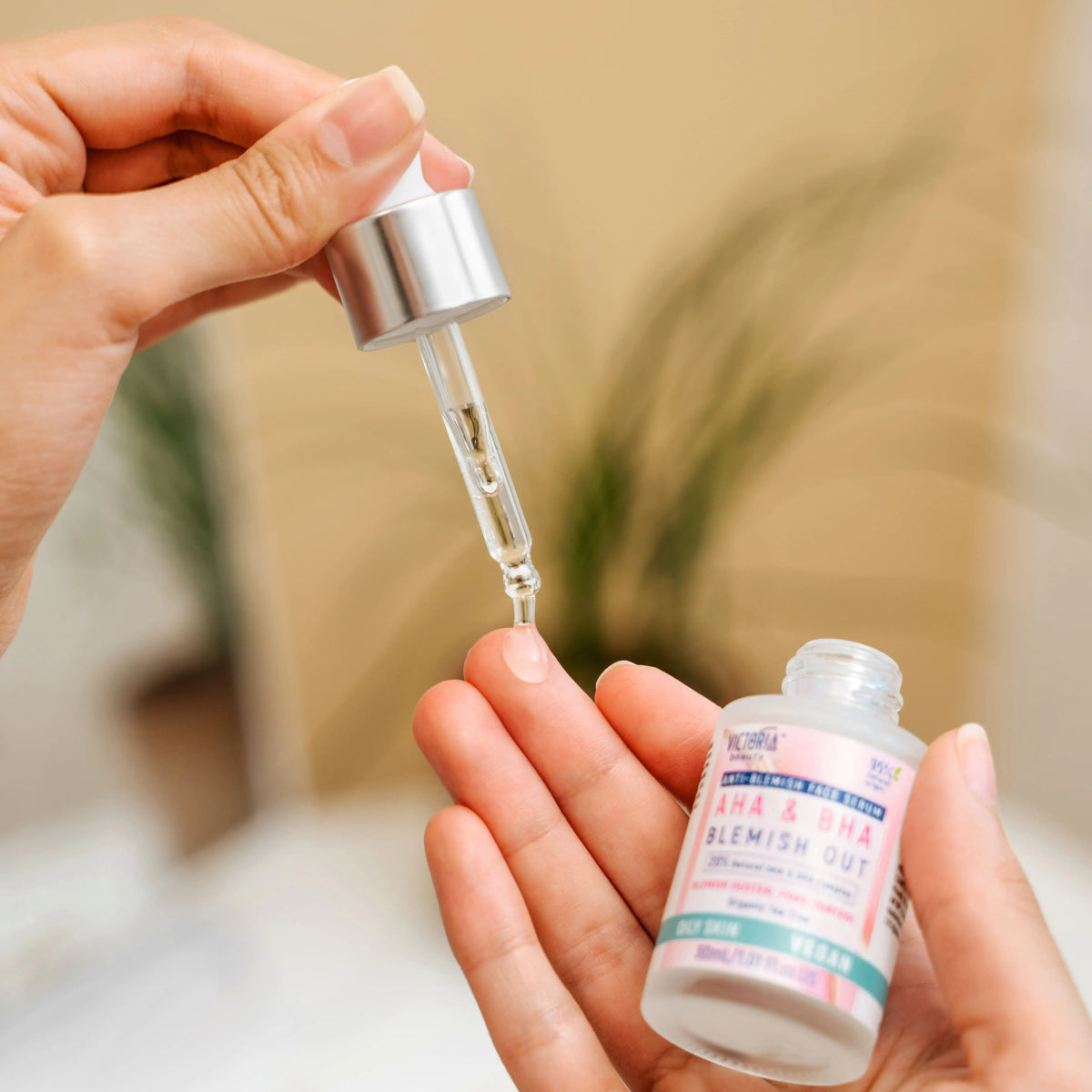 Blemish Out Серум за лице против пъпки с натурални AHA и BHA, цинк и масло от чаено дърво 30ml - CAMCO Ltd.