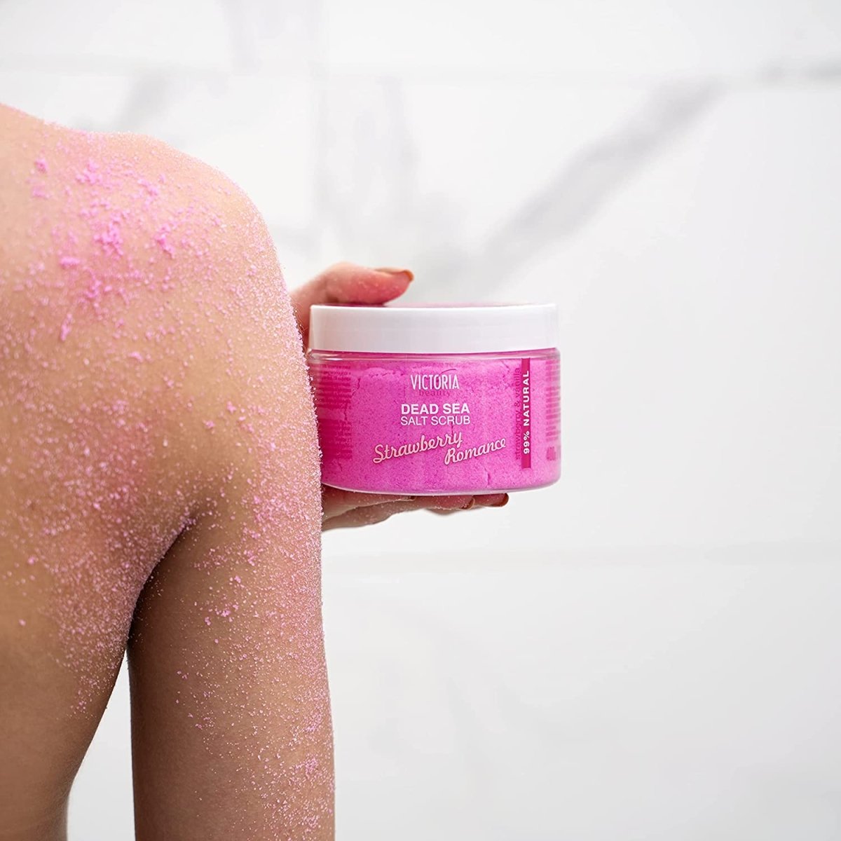 Dead Sea Strawberry Romance скраб за лице и тяло с ягода 400g - CAMCO Ltd.