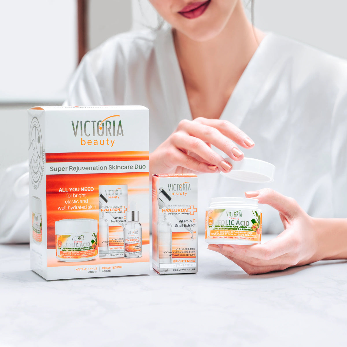 Дневен и нощен крем за лице с хиалуронова киселина и фолиева киселина, с жожоба и водорасли 50ml - CAMCO Ltd.