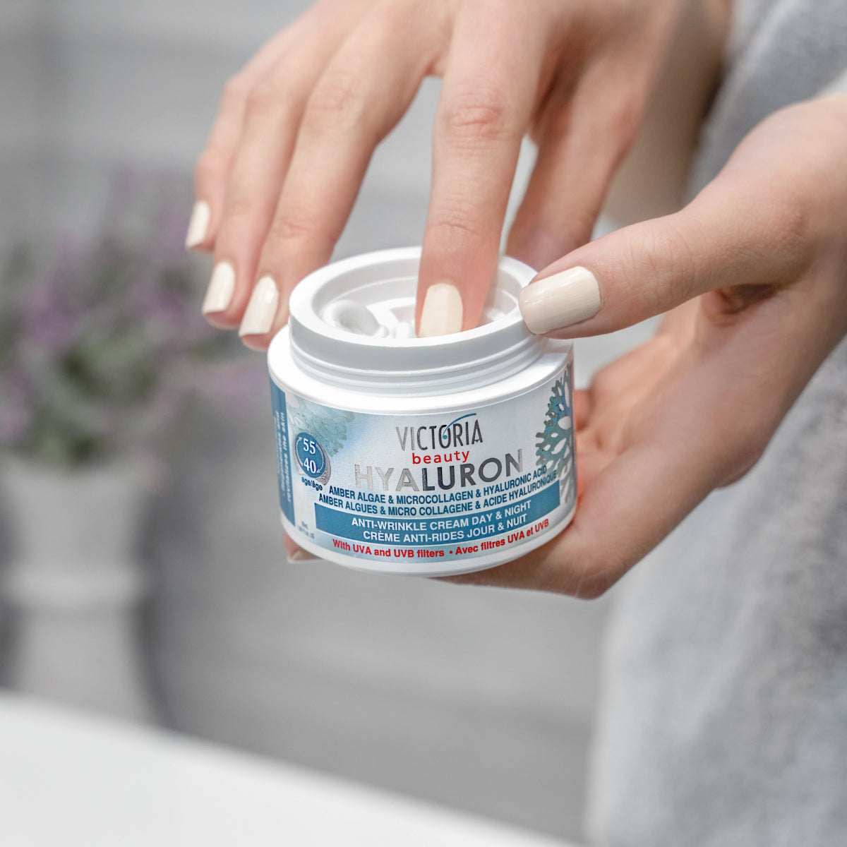 Дневен и нощен крем за лице с хиалуронова киселина, колаген и водорасли, с UVA и UVB филтри 50ml - CAMCO Ltd.