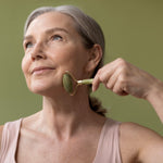 Kомплект с нефритен ролер за лице & камък гуа ша - CAMCO Ltd.