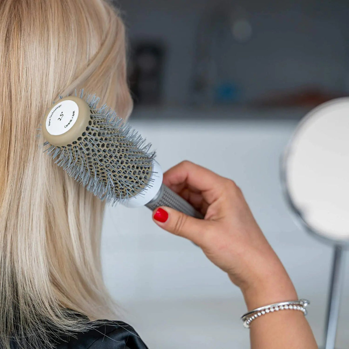 Кръгла четка за коса за оформяне и изсушаване Nano Tehnology 43mm - CAMCO Ltd.