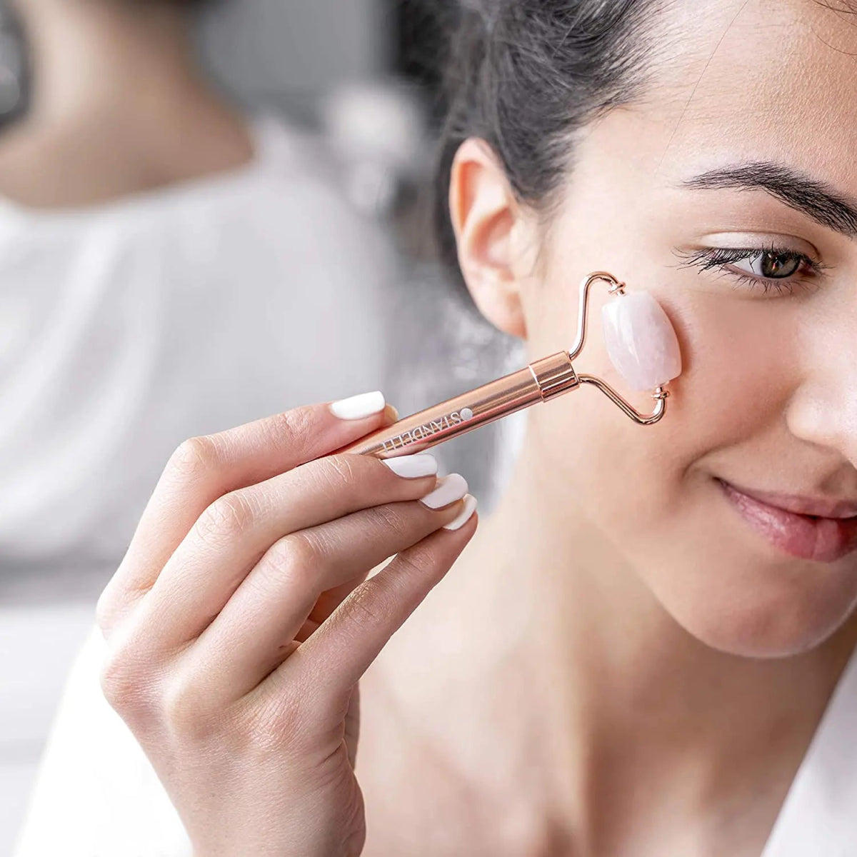 Масажен ролер за лице розов кварц - CAMCO Ltd.