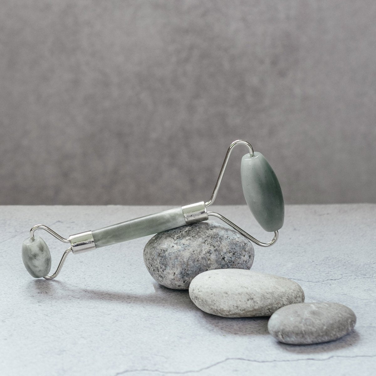 Нефритен масажен ролер за лице, 1бр. - CAMCO Ltd.